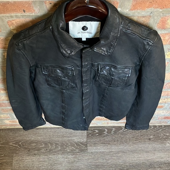 ALTER EGO - Picture 6 of 17